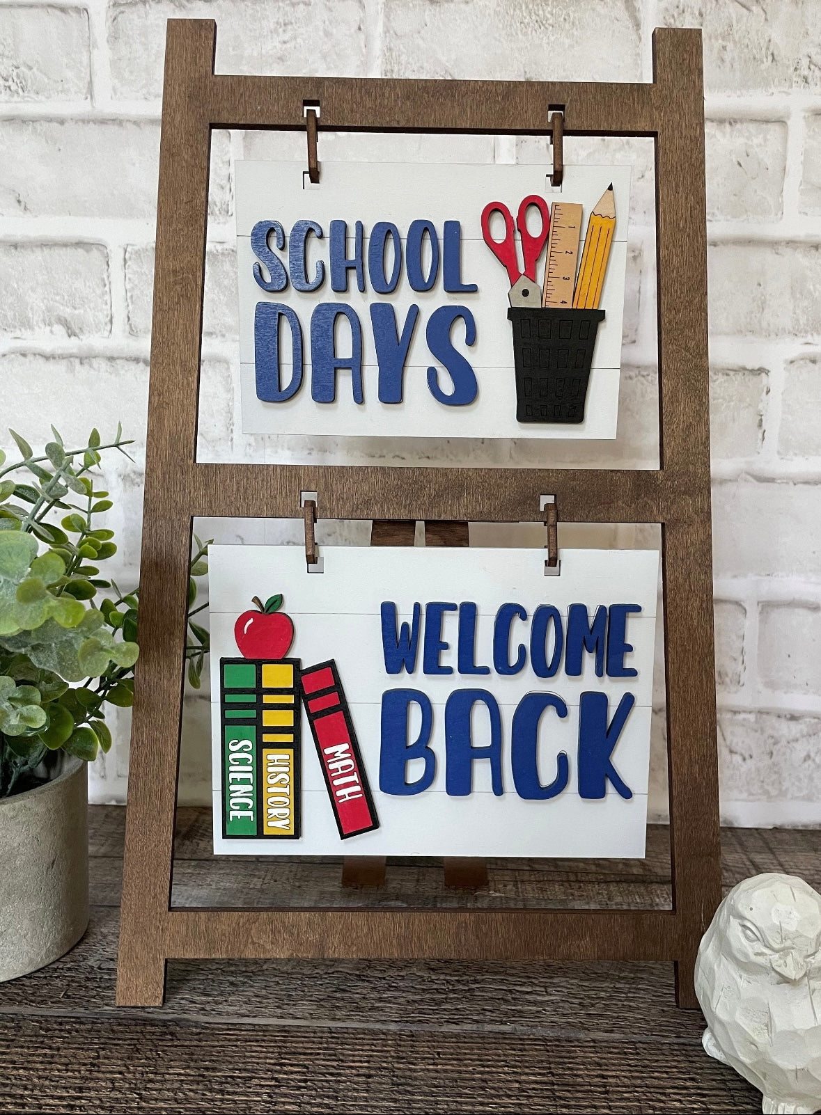 TEACHER/BACK TO SCHOOL